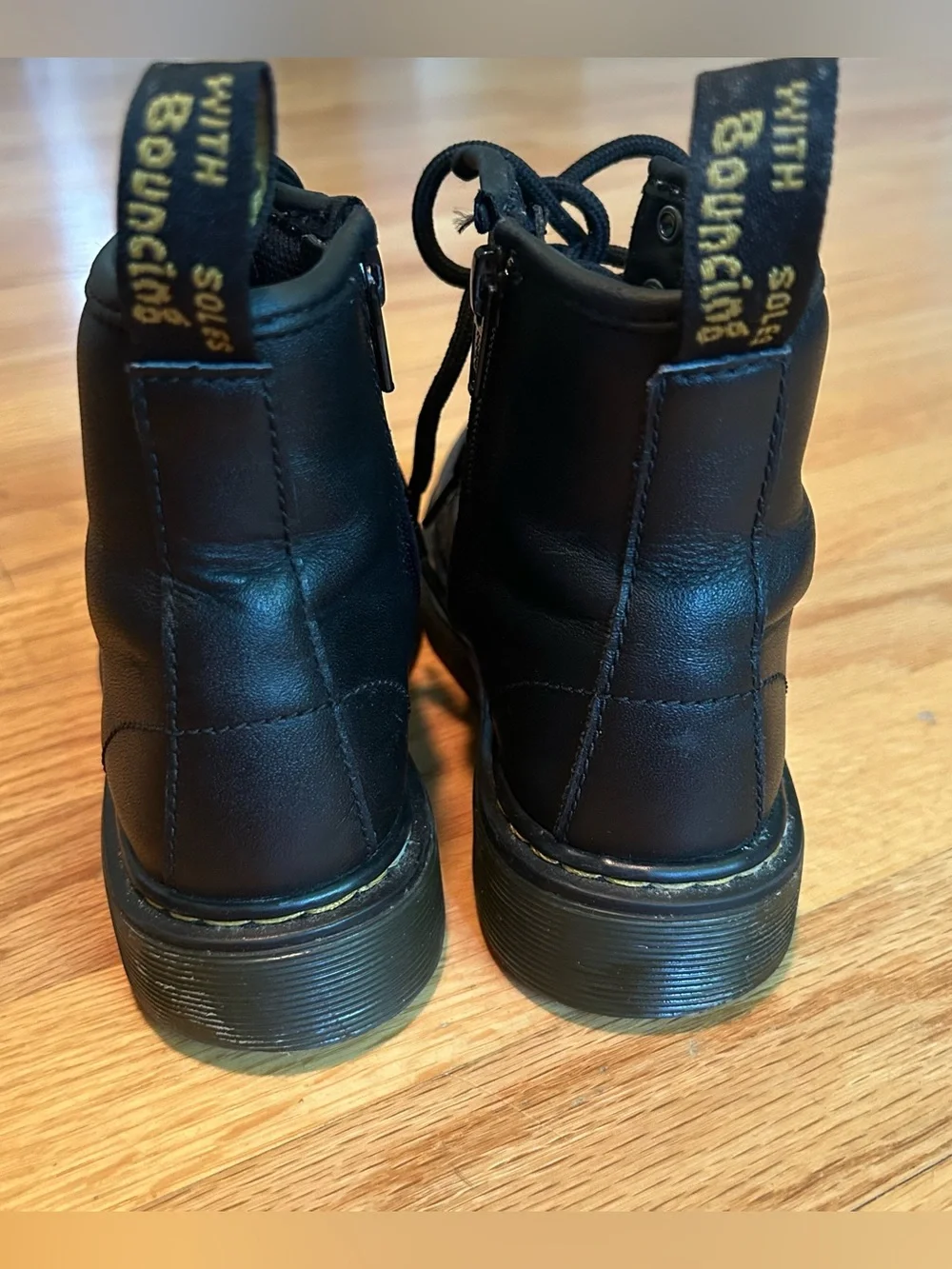 Kids Dr. Martens Boots Size 1